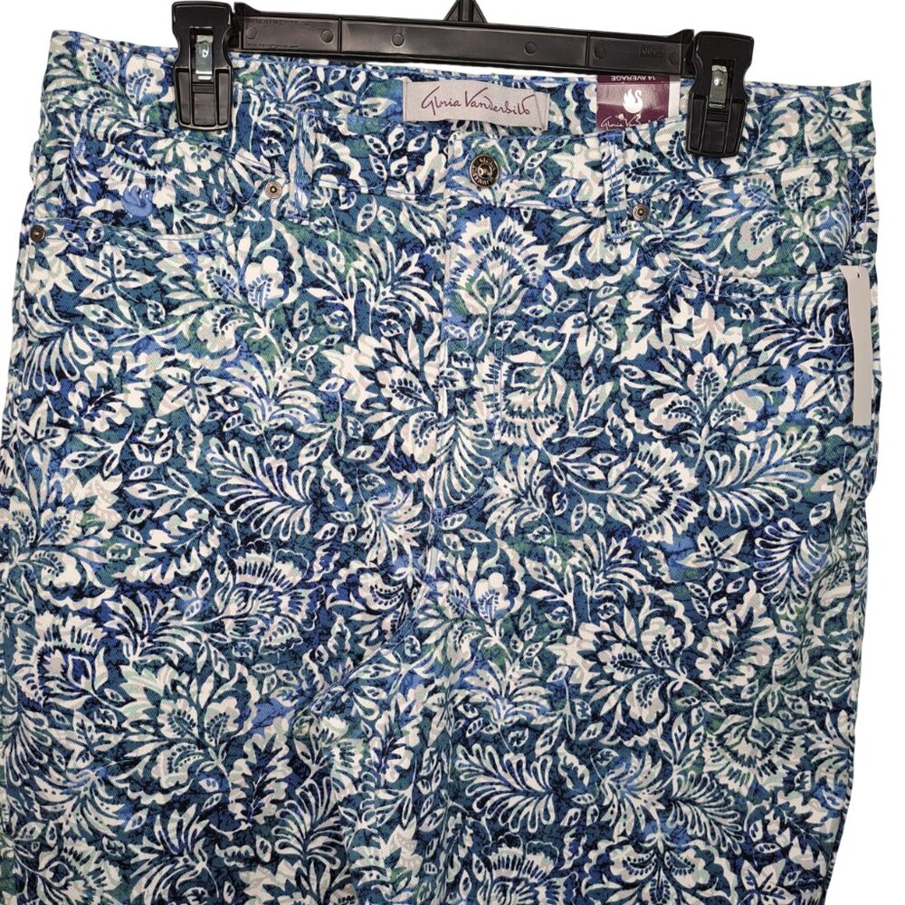 NEW Gloria Vanderbilt Blue and White Print Amanda Capri Size 14 - Picture 4 of 9